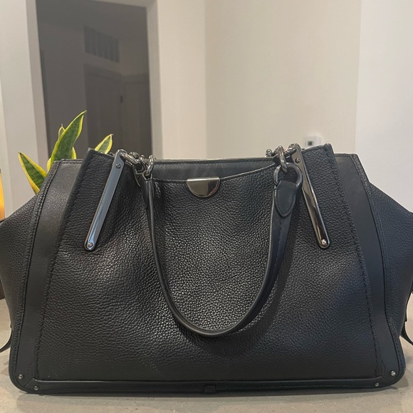 Gorgeous Rare 💯Authentic Coach Dreamers 36 Bag ✨🖤 - Picture 6 of 10